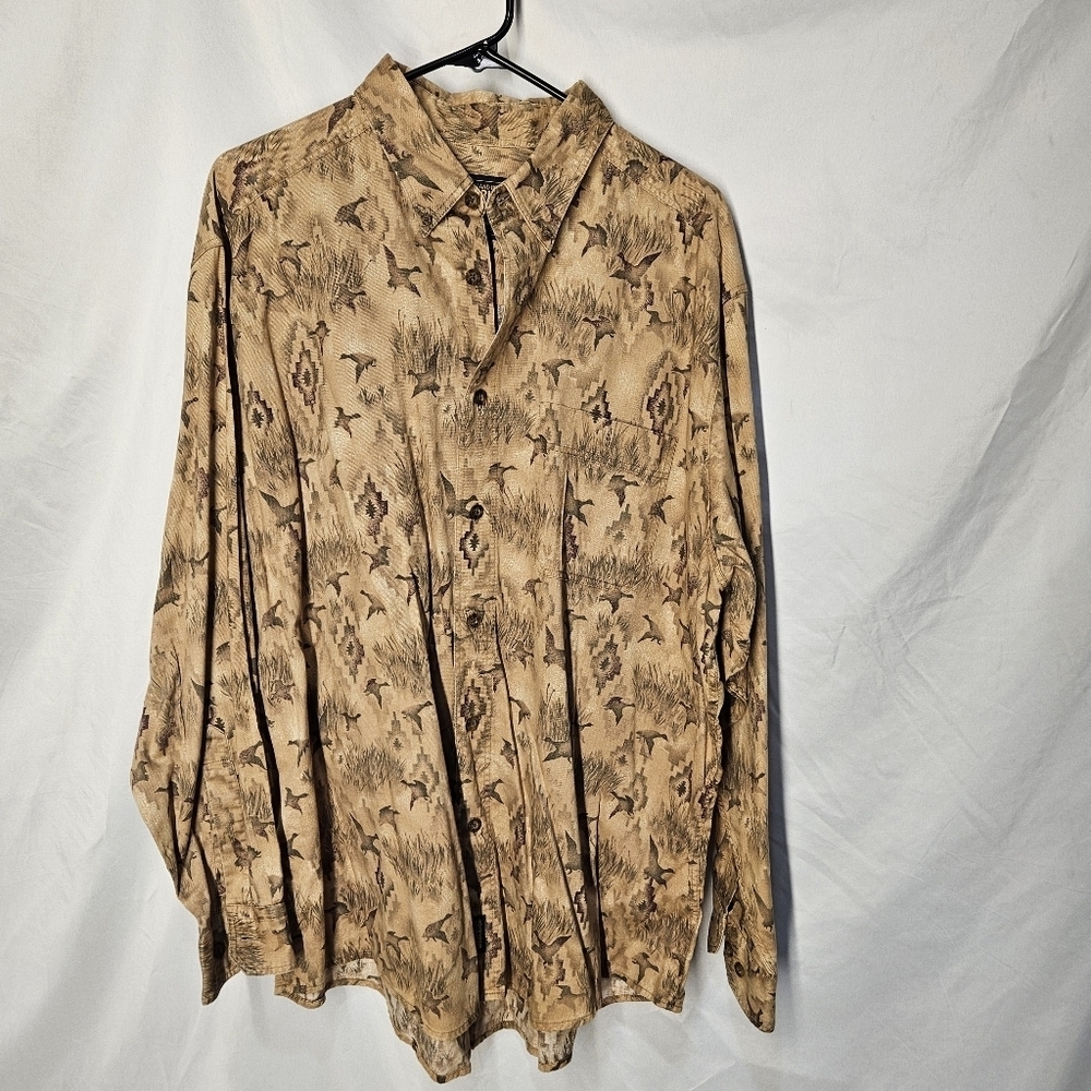 Woolrich Men’s Khaki Flying Ducks All Over Print Button Up Shirt Sz X-Large